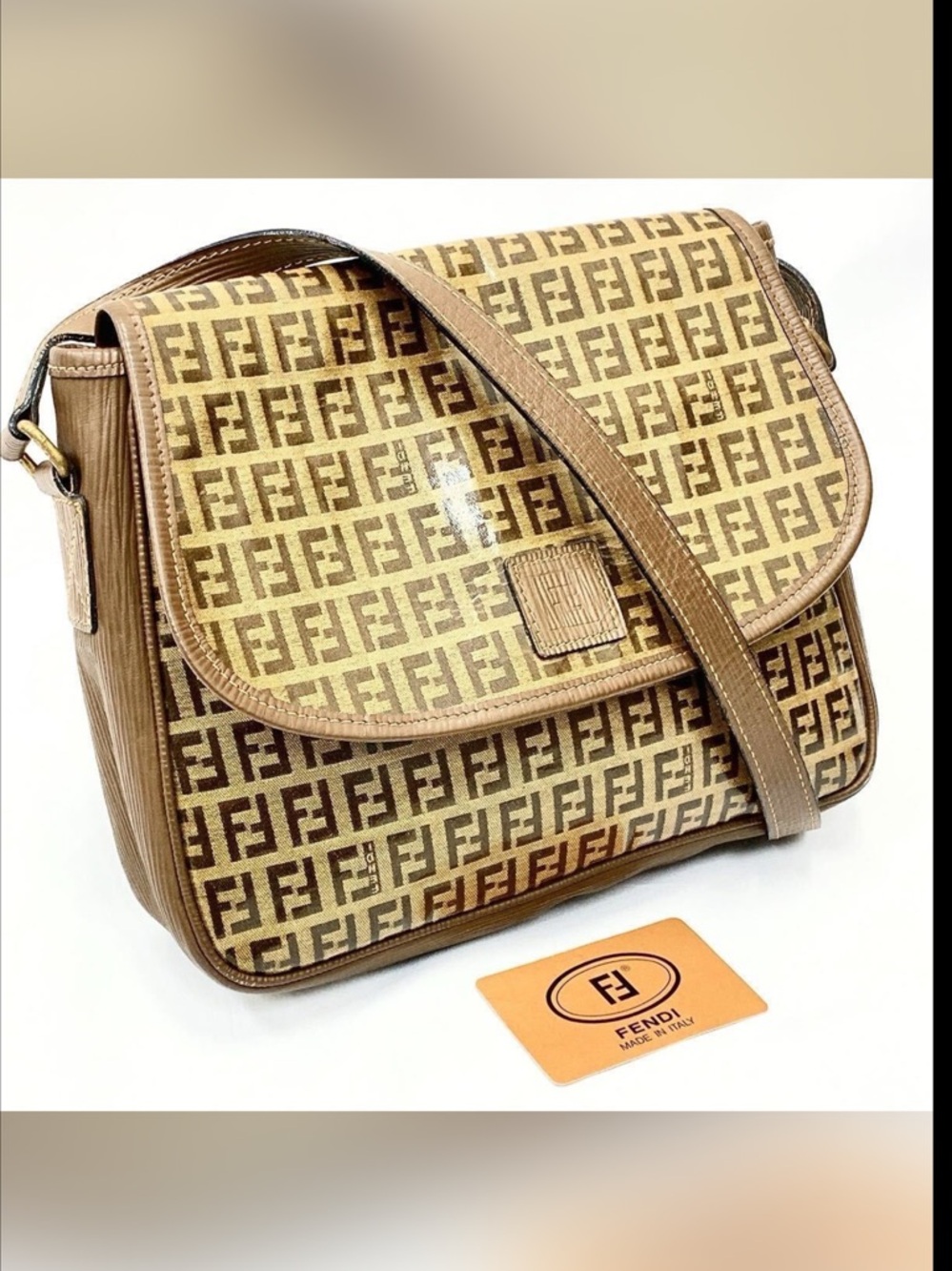 Fendi Vintage Authentic patent Epi leather  Crossbody Bag .